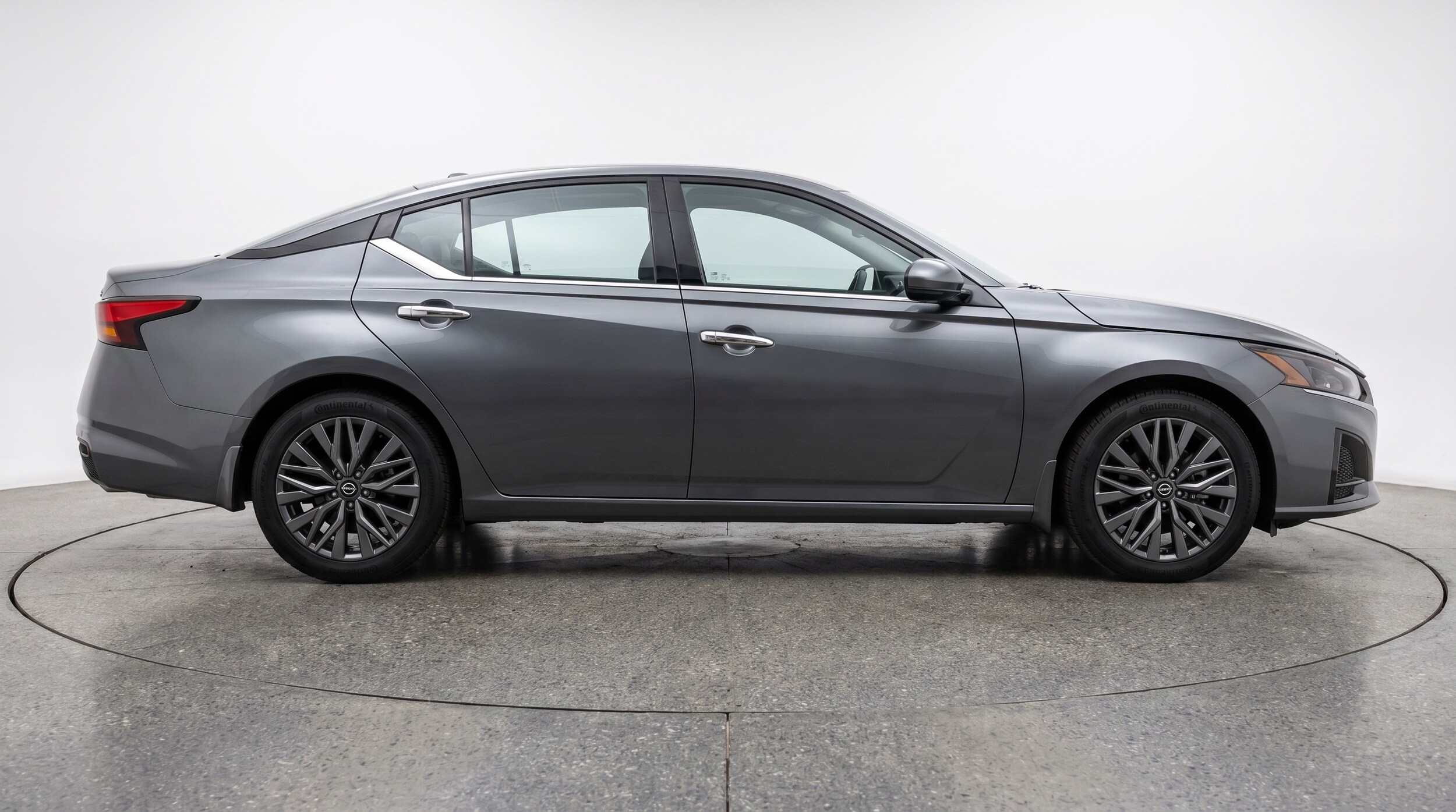 Thumbnail: 2025 Nissan Altima - 8