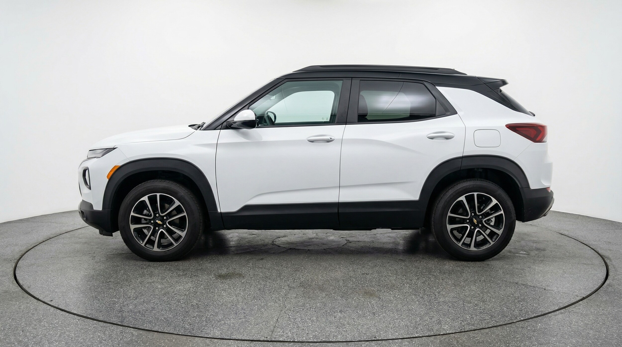 Thumbnail: 2025 Chevrolet TrailBlazer - 4