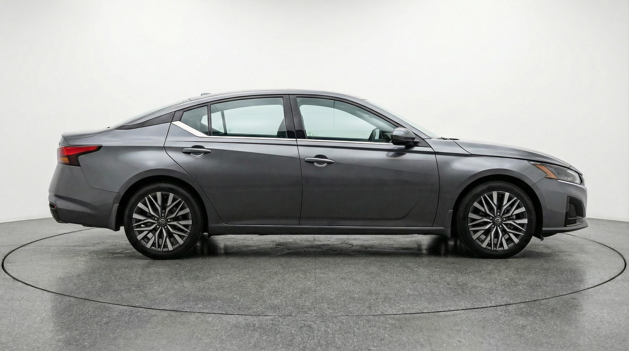 Thumbnail: 2025 Nissan Altima - 8