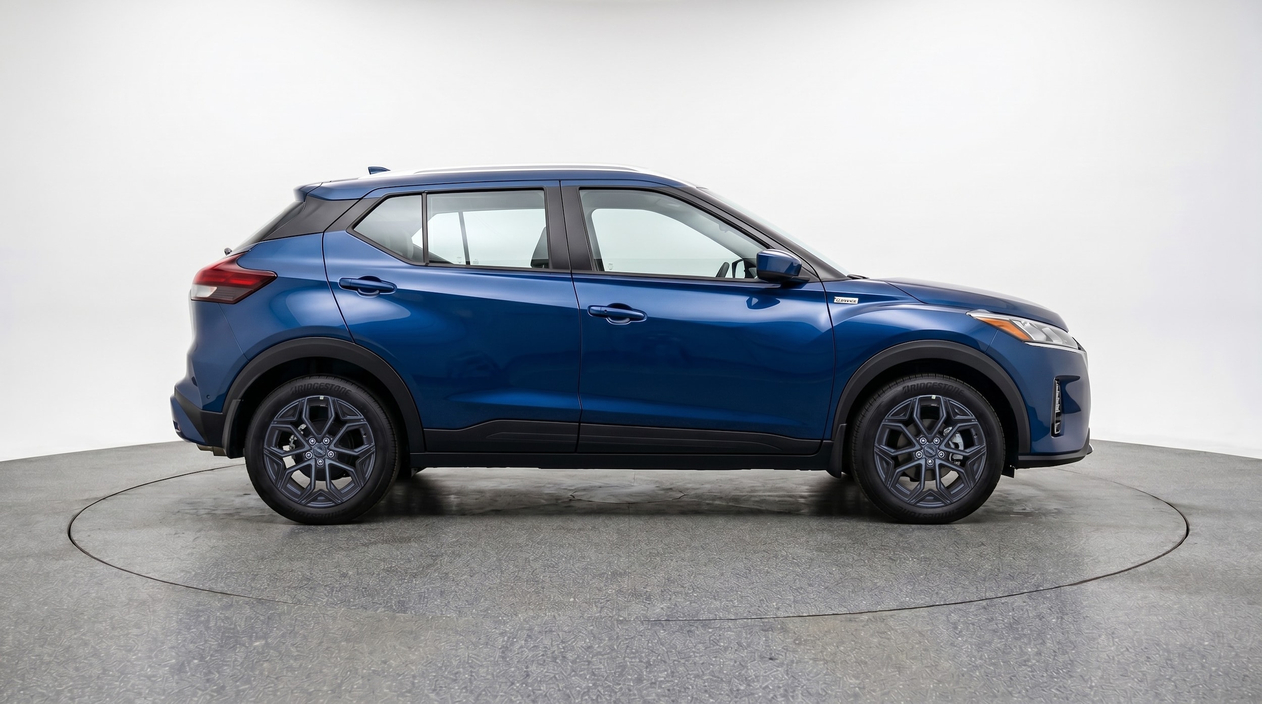 Thumbnail: 2026 Nissan Kicks - 8