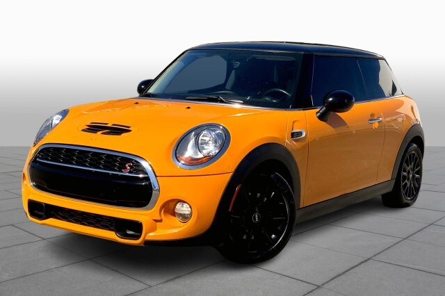 2017 MINI Cooper