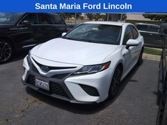 2018 Toyota Camry Hybrid SE Sedan