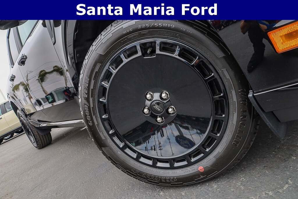 New 2025 Ford Maverick Lobo Standard Truck