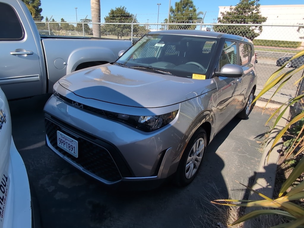 Used 2025 Kia Soul LX Hatchback