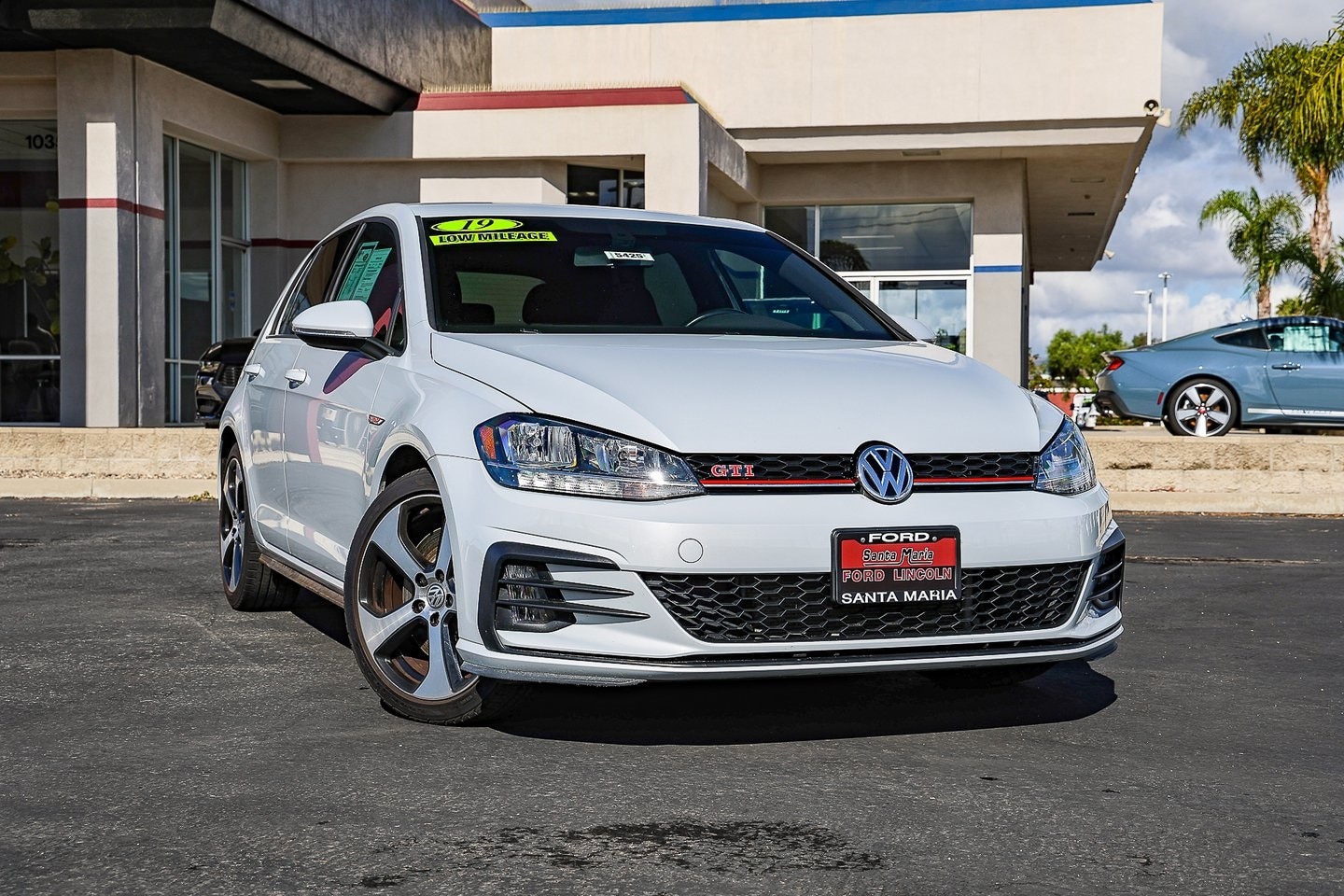 2019 Volkswagen Golf GTI S's photo