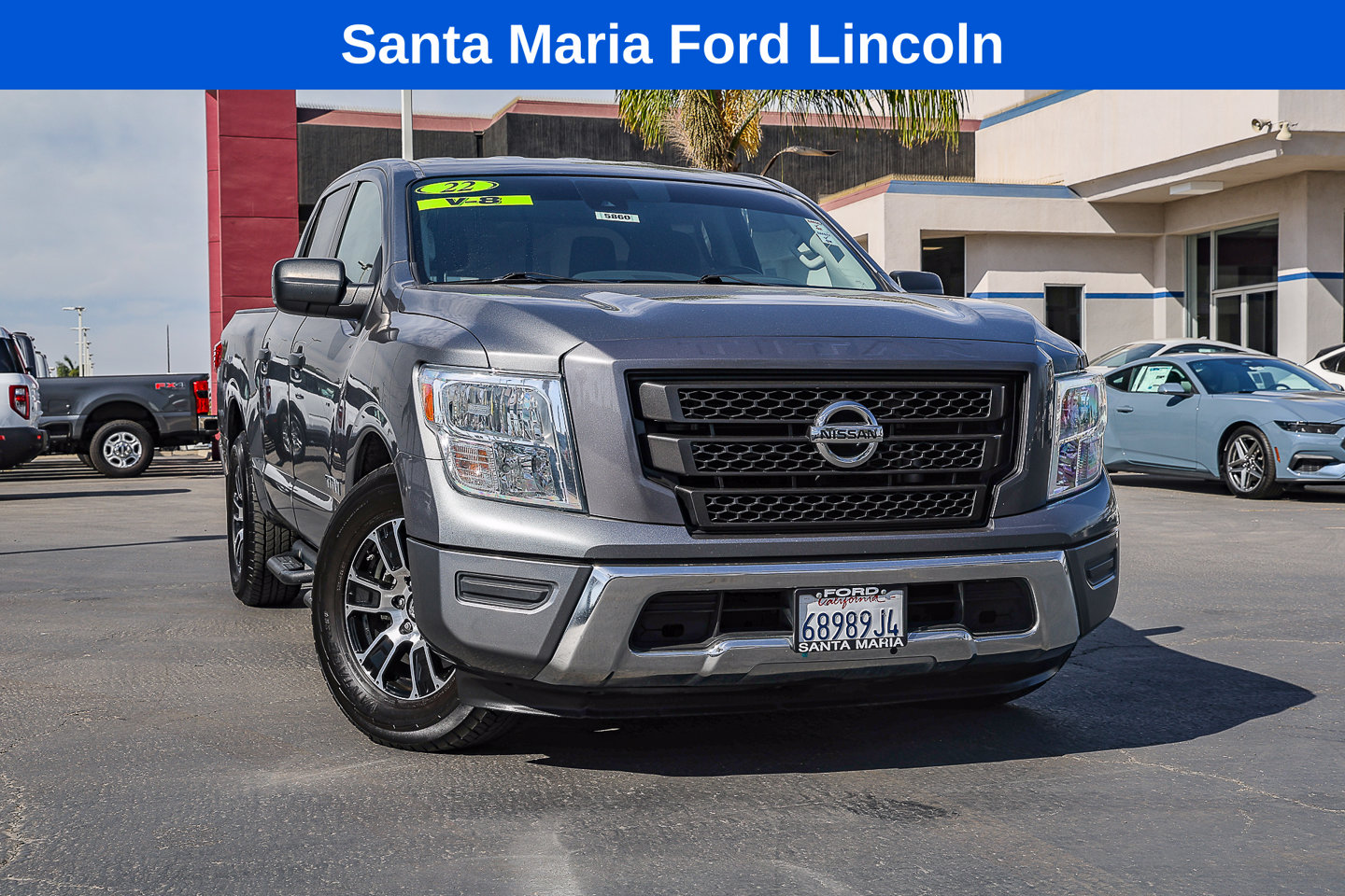 2022 Nissan Titan