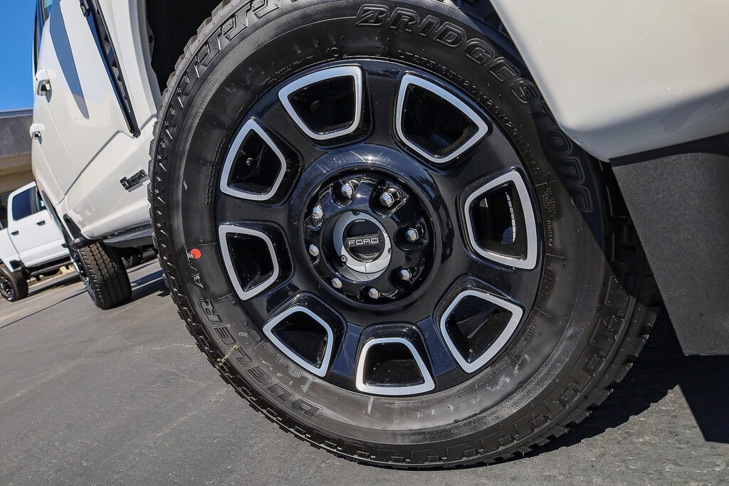 New 2026 Ford F-250SD Platinum Truck