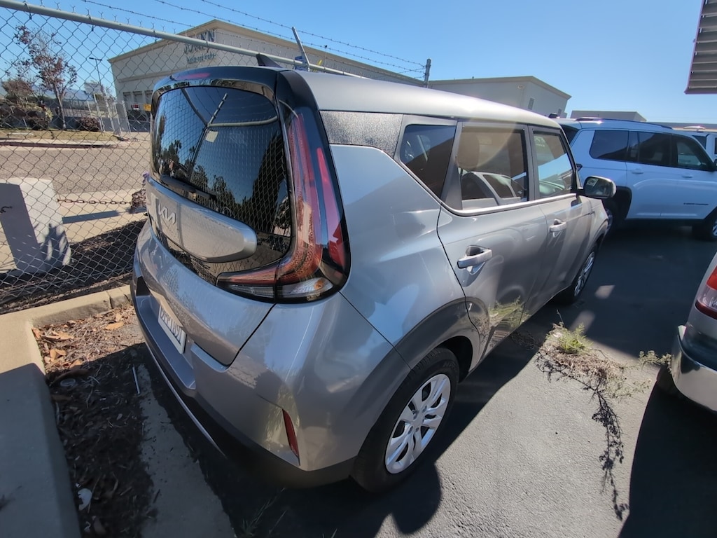 Used 2025 Kia Soul LX Hatchback