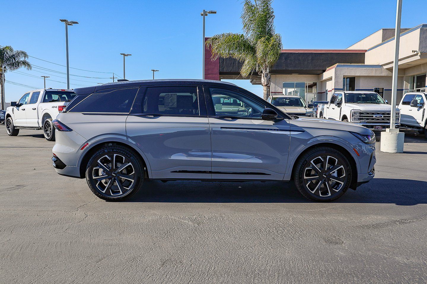 2026 Lincoln Nautilus Reserve - Photo 3