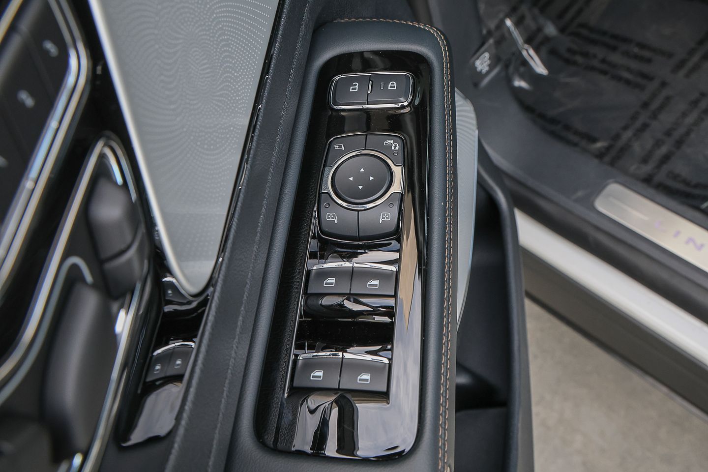 2026 Lincoln Aviator Reserve - Photo 27