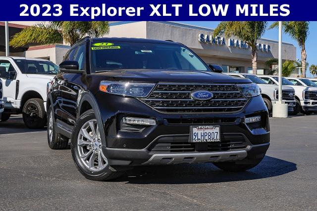 2023 Ford Explorer XLT's photo