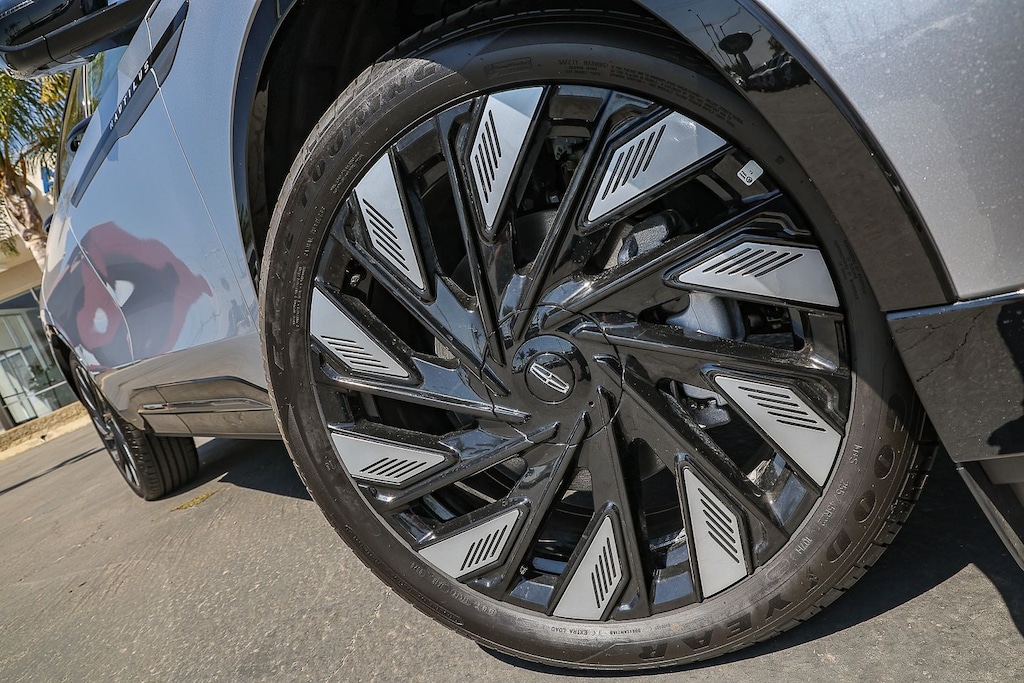 New 2026 Lincoln Nautilus Reserve SUV