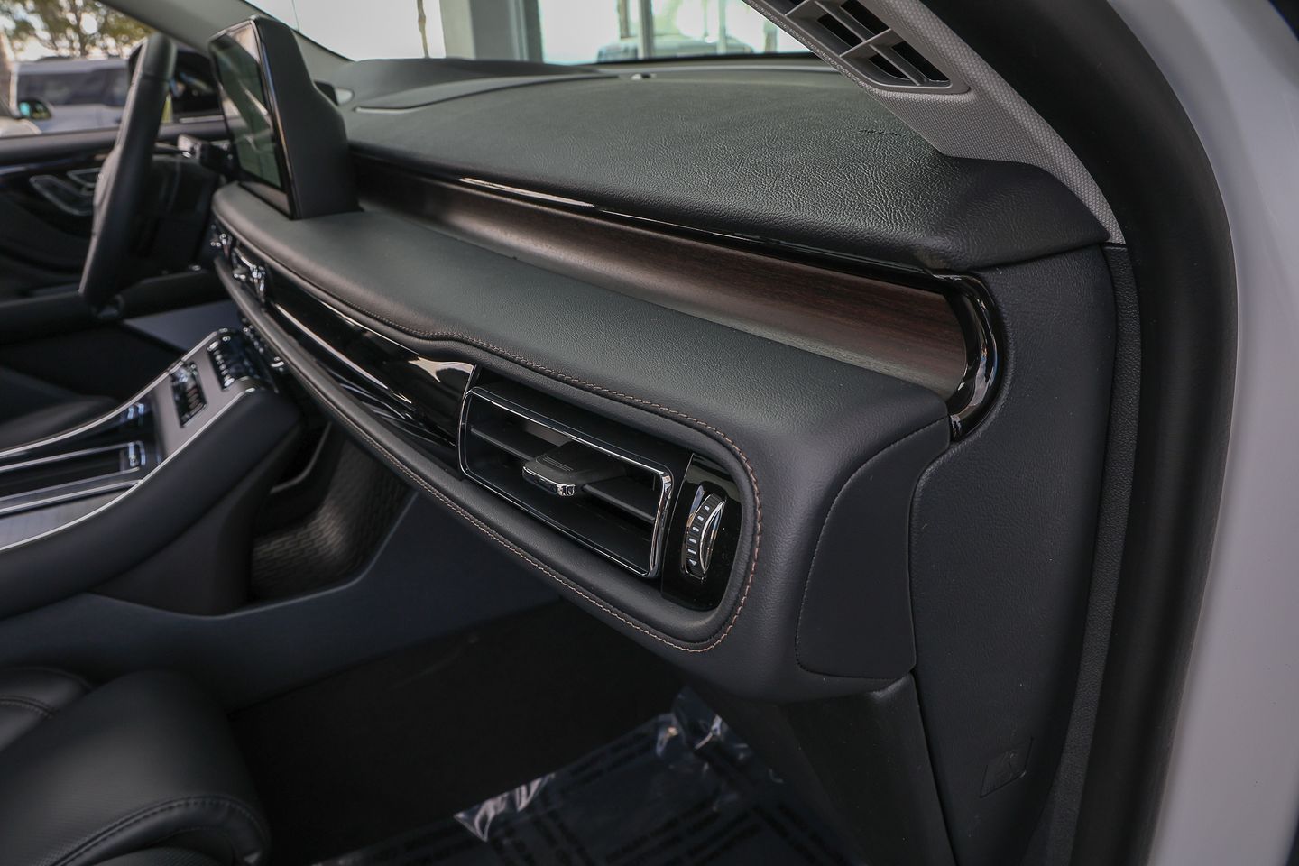2026 Lincoln Aviator Reserve - Photo 39