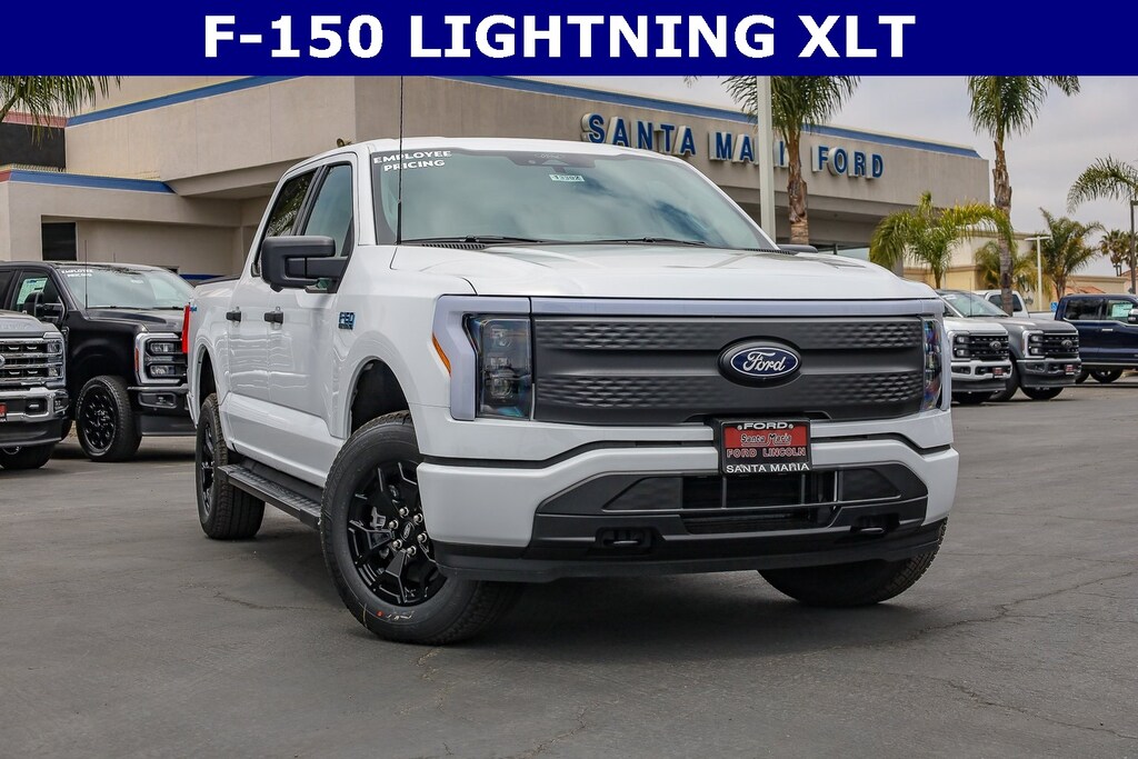 New 2025 Ford F-150 Lightning XLT Truck