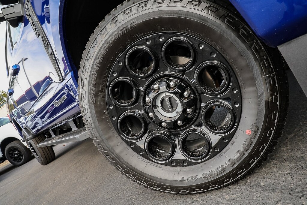 New 2026 Ford F-350SD Lariat Truck