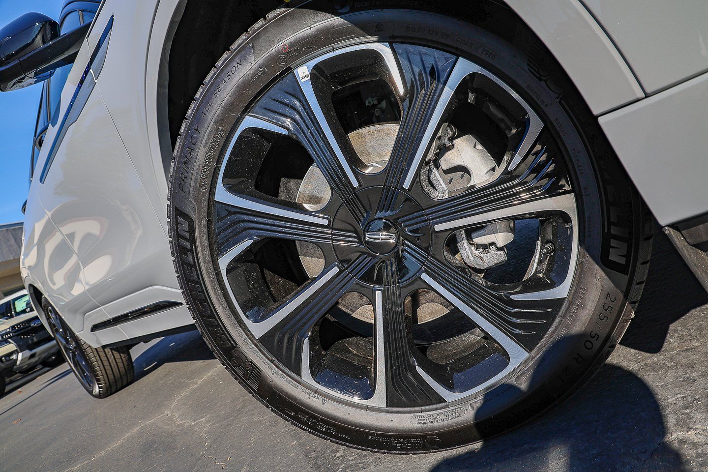 2026 Lincoln Nautilus Reserve - Photo 2