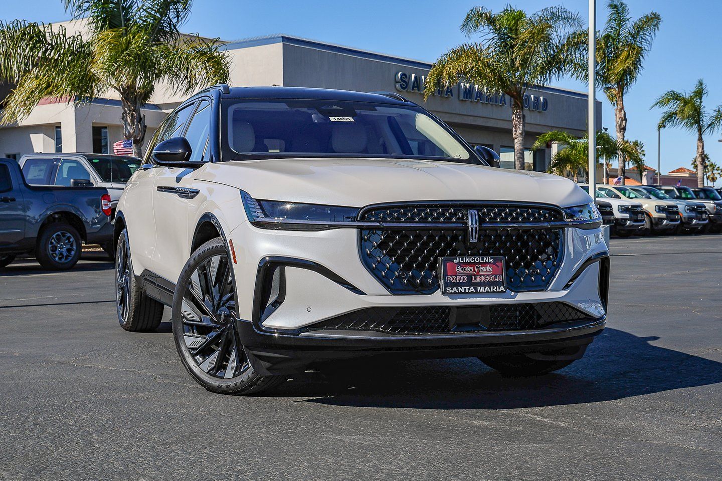 2026 Lincoln Nautilus Reserve AWD's photo