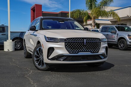2026 Lincoln Nautilus Reserve SUV