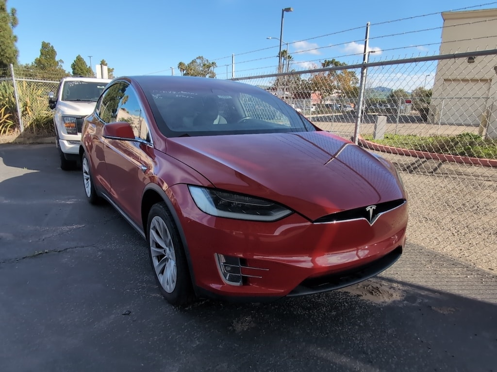 Used 2018 Tesla Model X 75D SUV