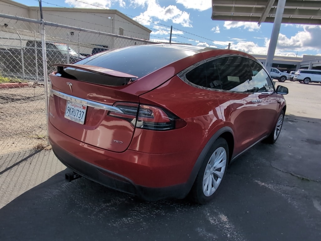 Used 2018 Tesla Model X 75D SUV