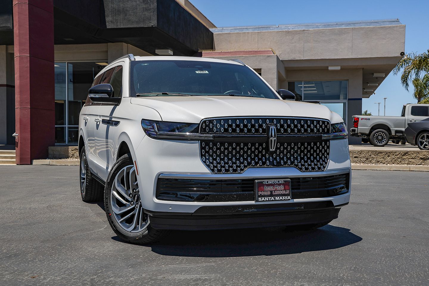 2026 Lincoln Navigator