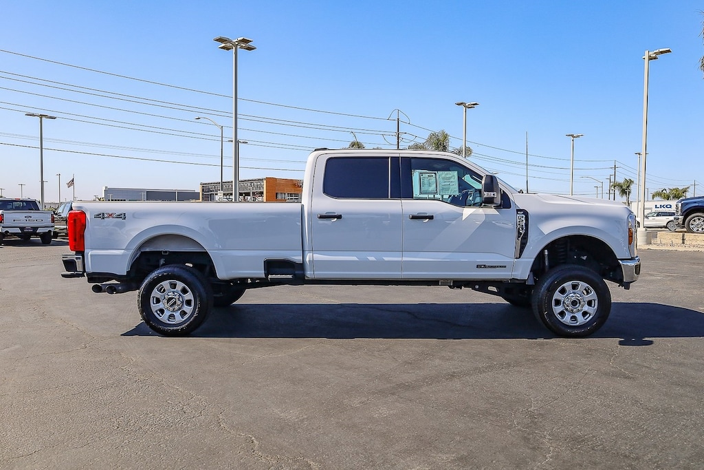 Used 2024 Ford F-250 XLT Crew Cab Truck