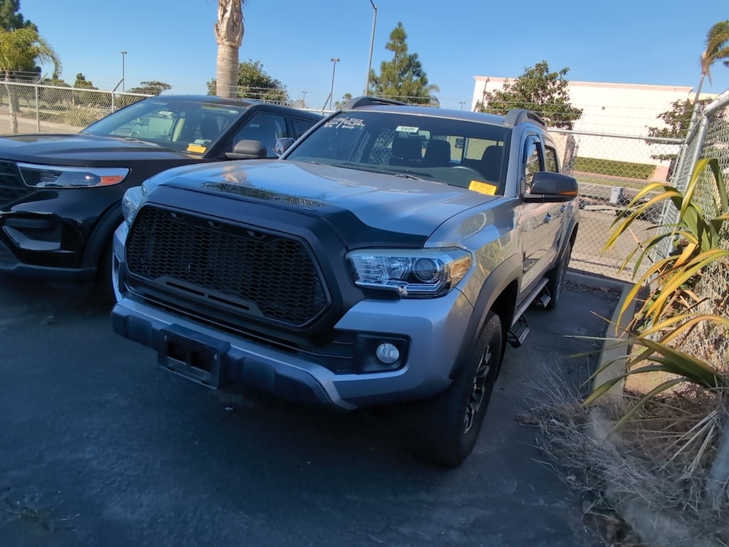Used 2017 Toyota Tacoma TRD Off Road Crew Cab Short Bed Truck