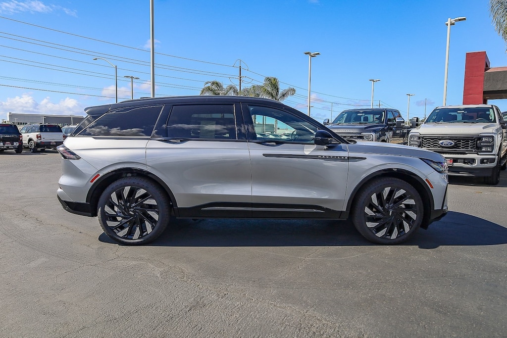 New 2025 Lincoln Nautilus Reserve SUV