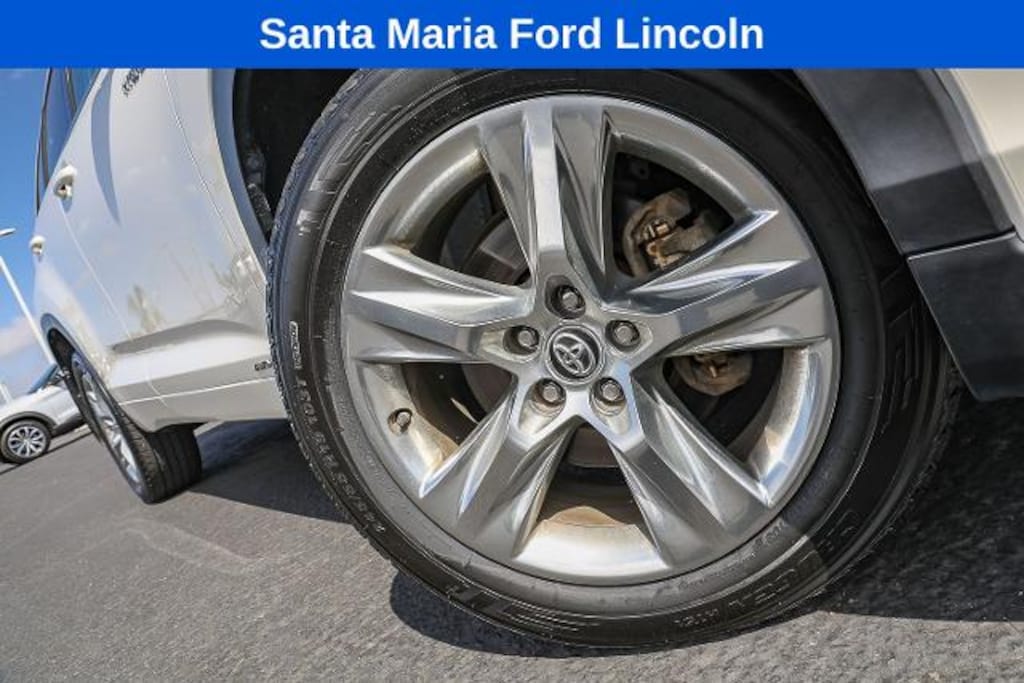 Used 2019 Toyota Highlander Hybrid Limited Platinum SUV