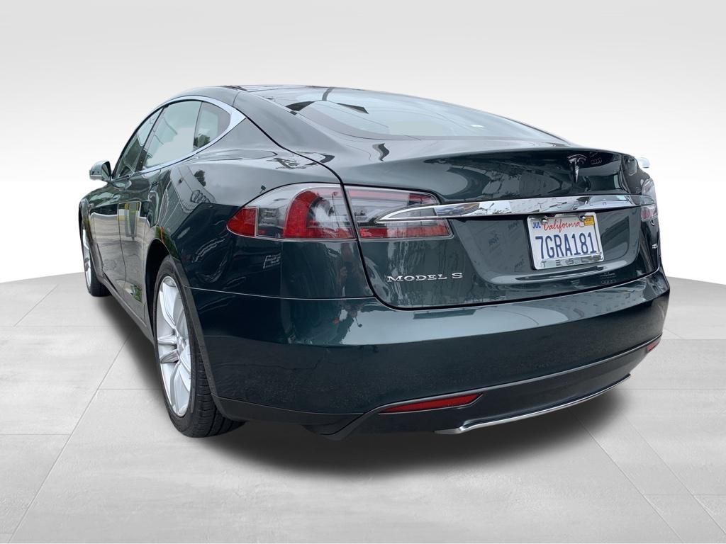 2014 Tesla Model S photo 3