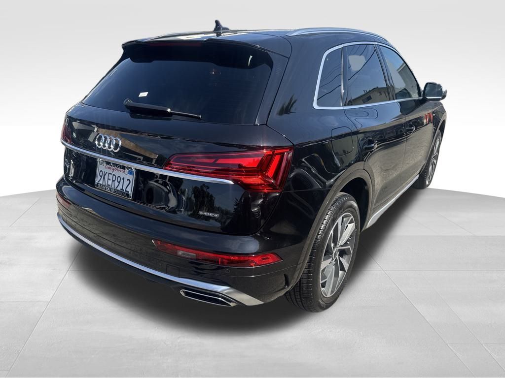2024 Audi Q5 45 S line Premium photo 3