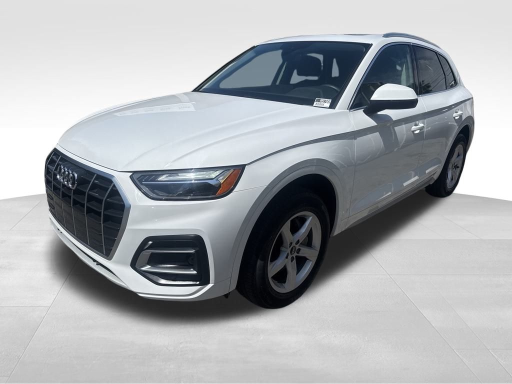 2022 Audi Q5 40 Premium photo 2