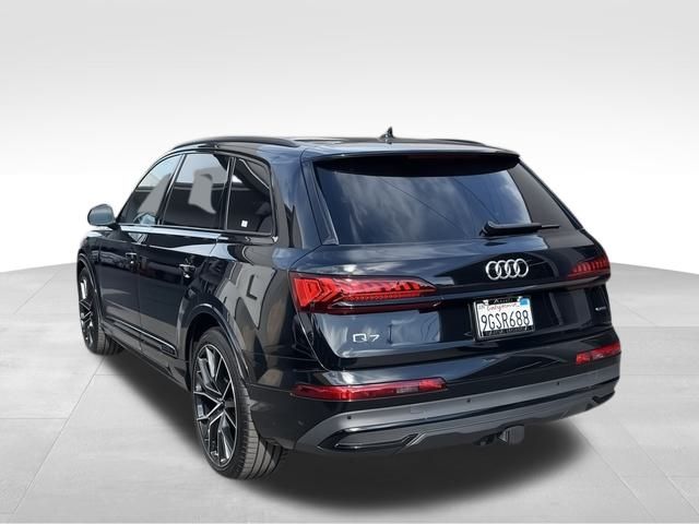 2023 Audi Q7 55 Prestige photo 3