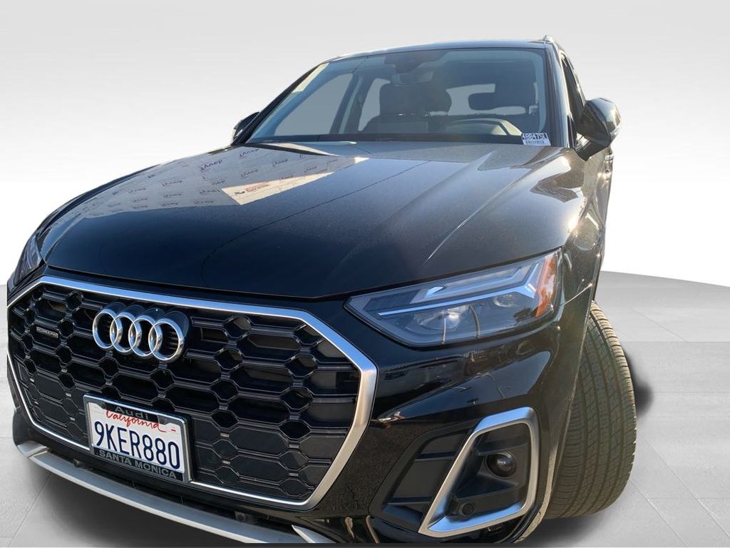 2024 Audi Q5 45 S line Premium photo 2