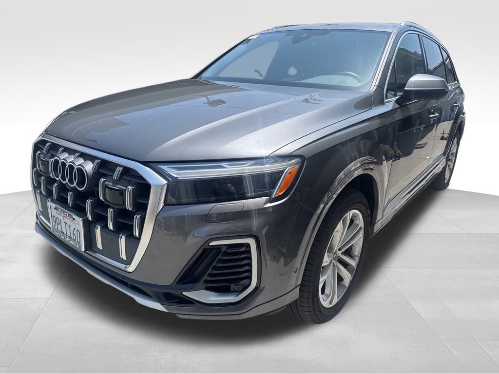2025 Audi Q7 45 Premium photo 2