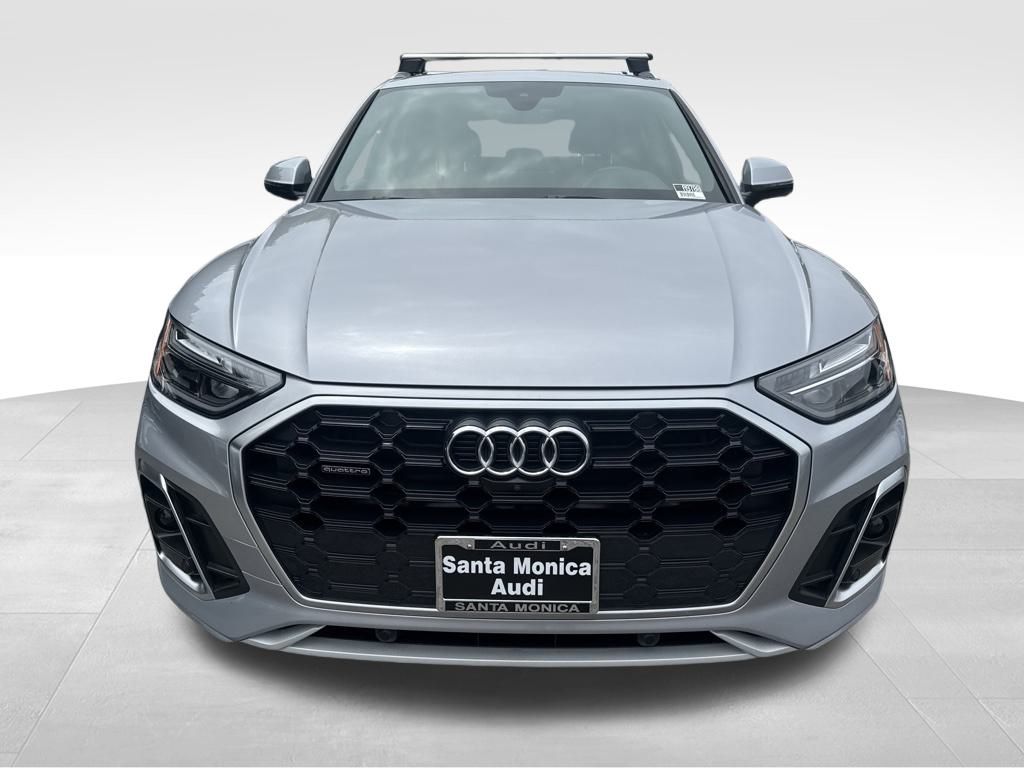 2022 Audi Q5 45 S line Premium photo 3