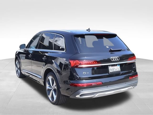 2023 Audi Q7 55 Prestige photo 3