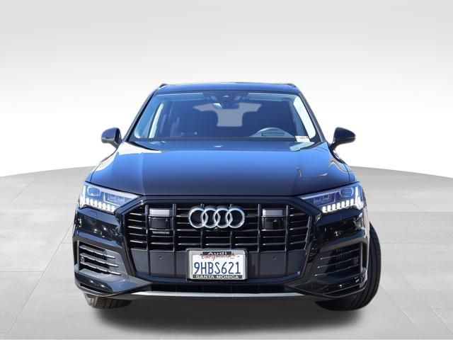 2023 Audi Q7 55 Prestige photo 2
