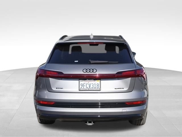 2023 Audi e-tron Premium Plus photo 3