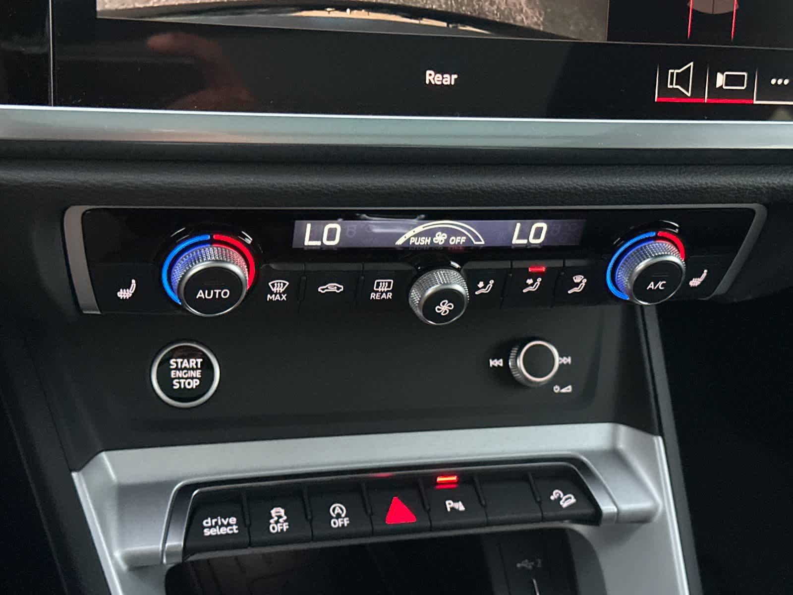 Thumbnail: 2025 Audi Q3 - 20