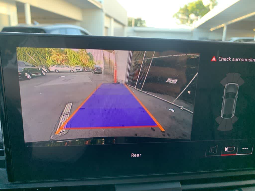 Thumbnail: 2024 Audi Q5 - 15