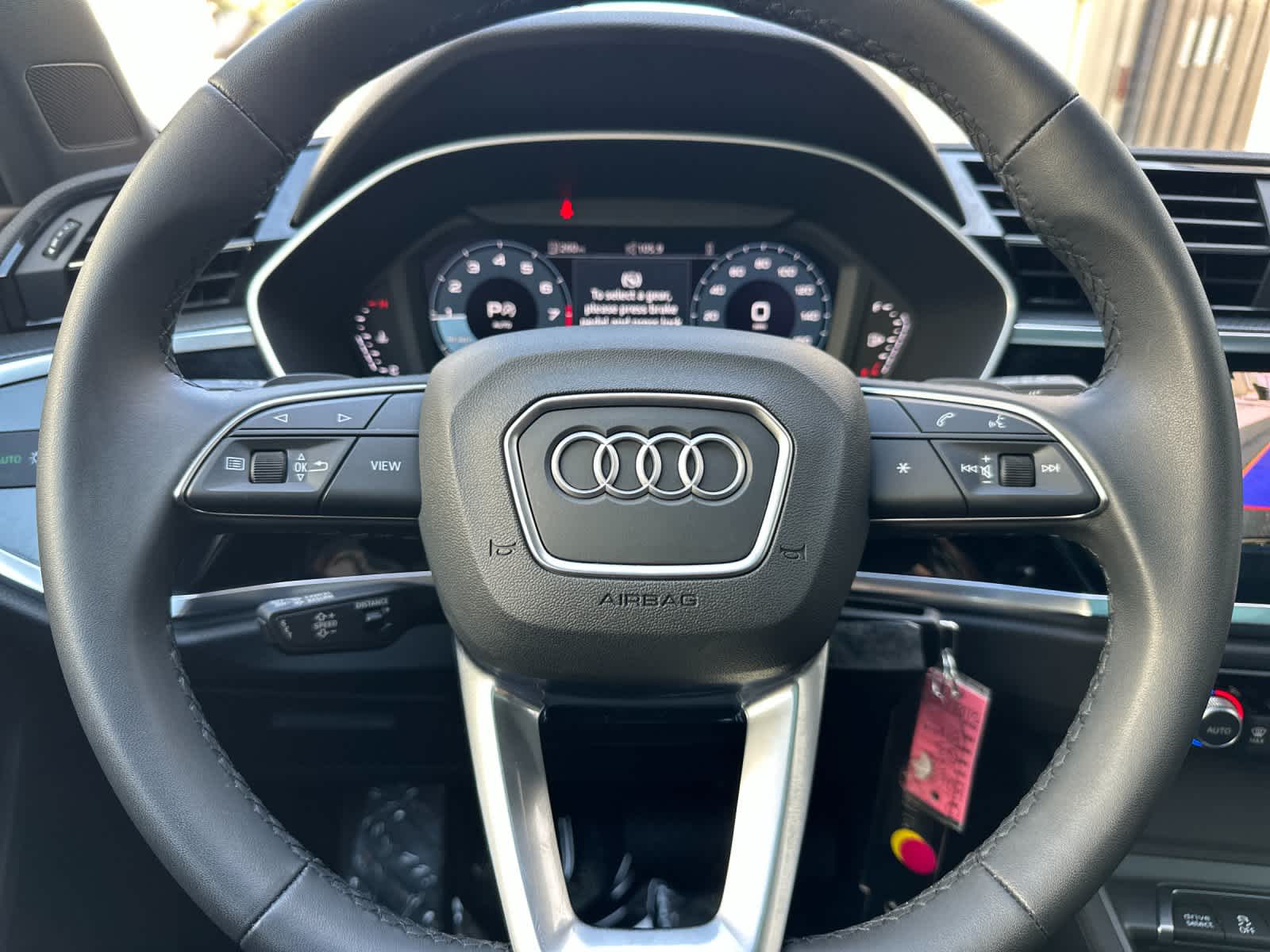 Thumbnail: 2025 Audi Q3 - 22