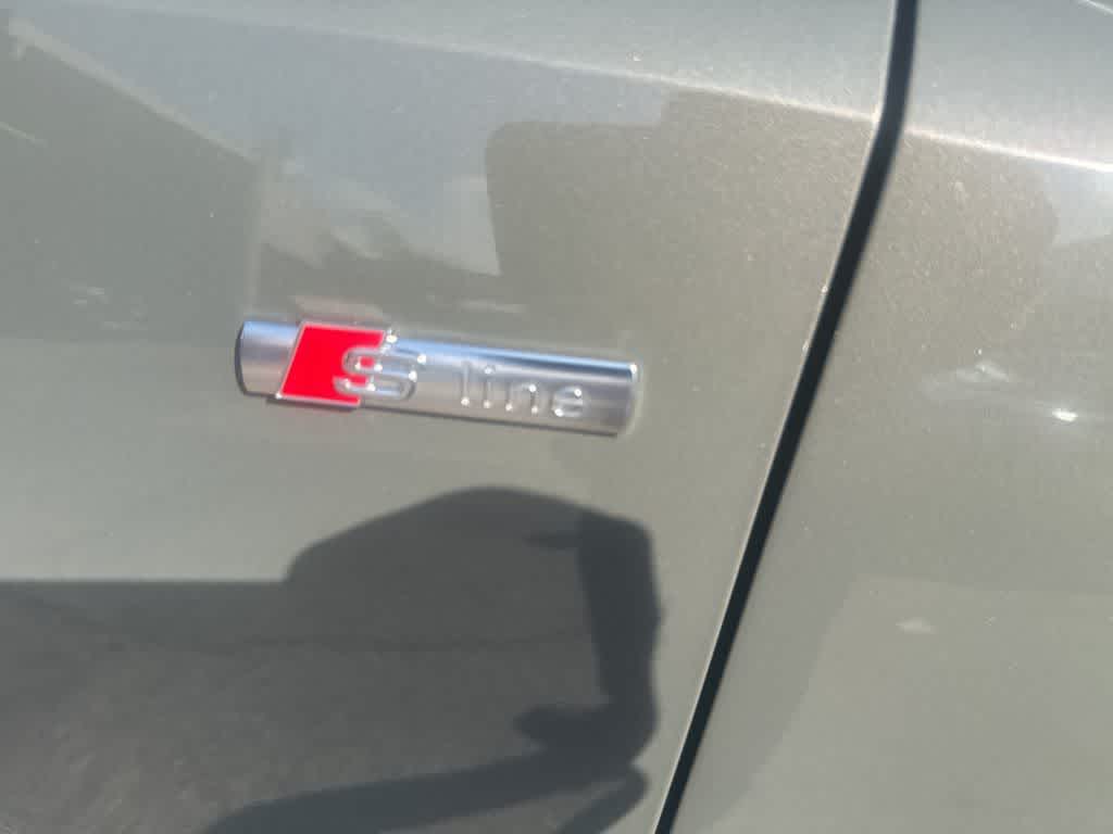 Thumbnail: 2022 Audi Q3 - 32