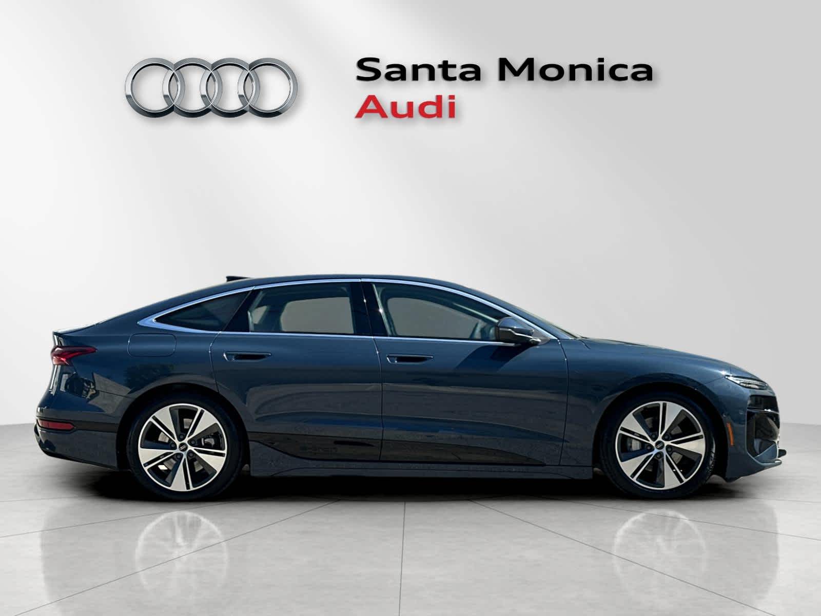 Thumbnail: 2025 Audi e-tron - 8