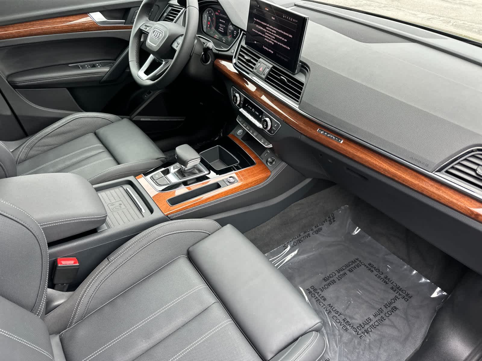 Thumbnail: 2023 Audi Q5 - 15