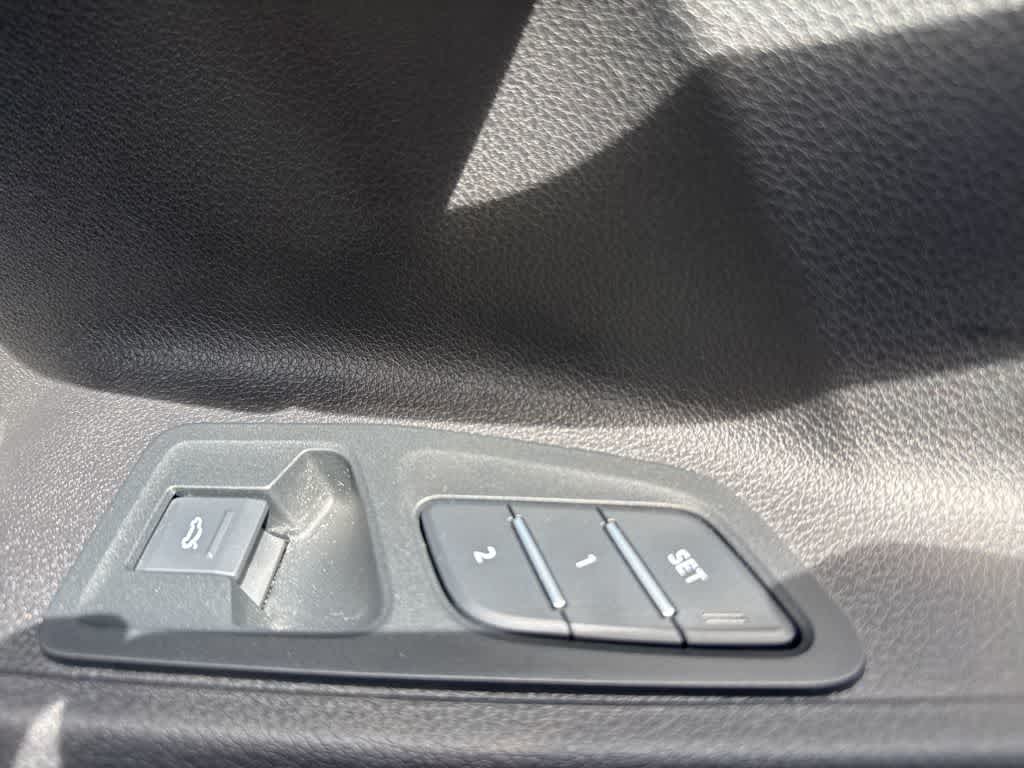 Thumbnail: 2022 Audi Q3 - 27