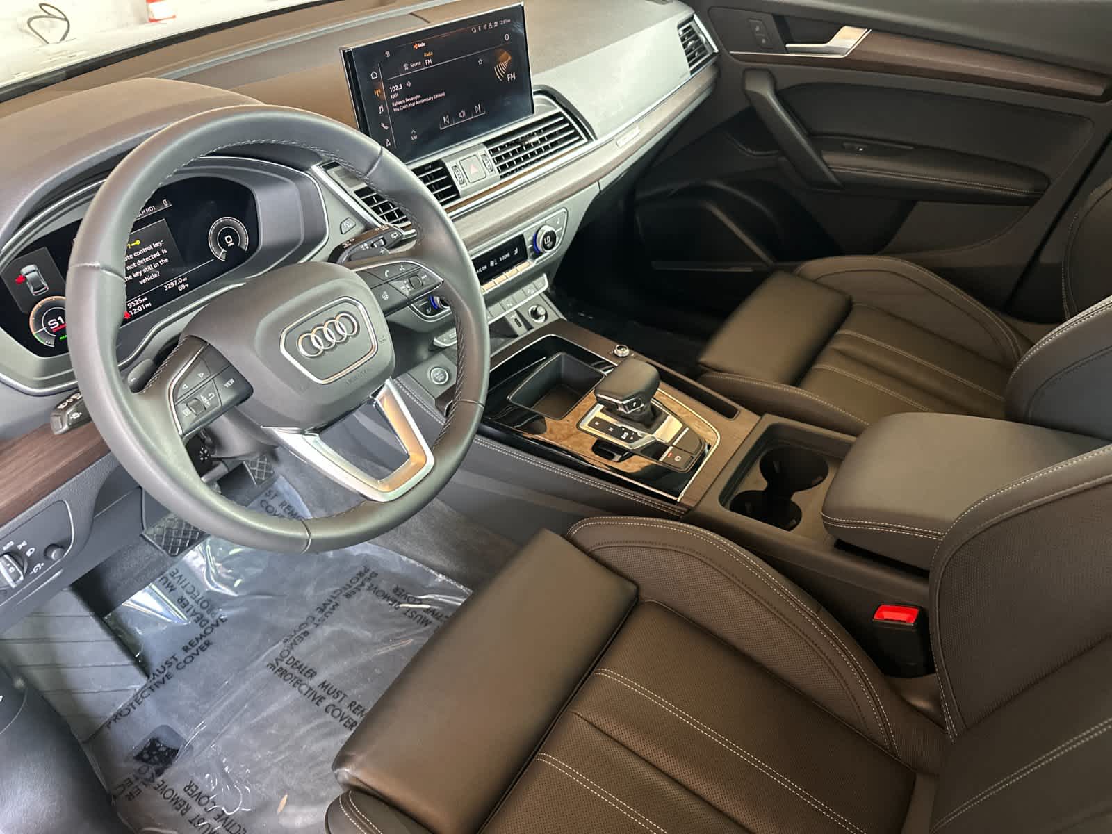 Thumbnail: 2023 Audi Q5 - 11