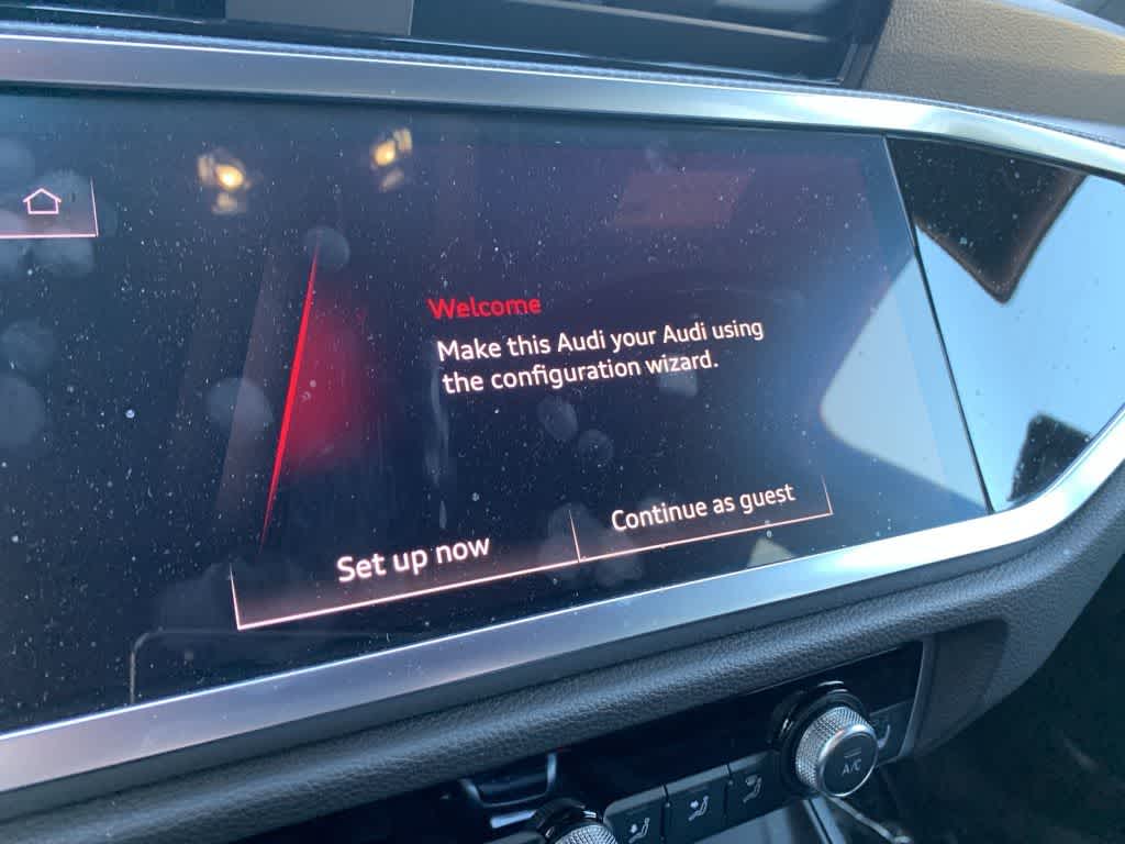 Thumbnail: 2024 Audi Q3 - 8