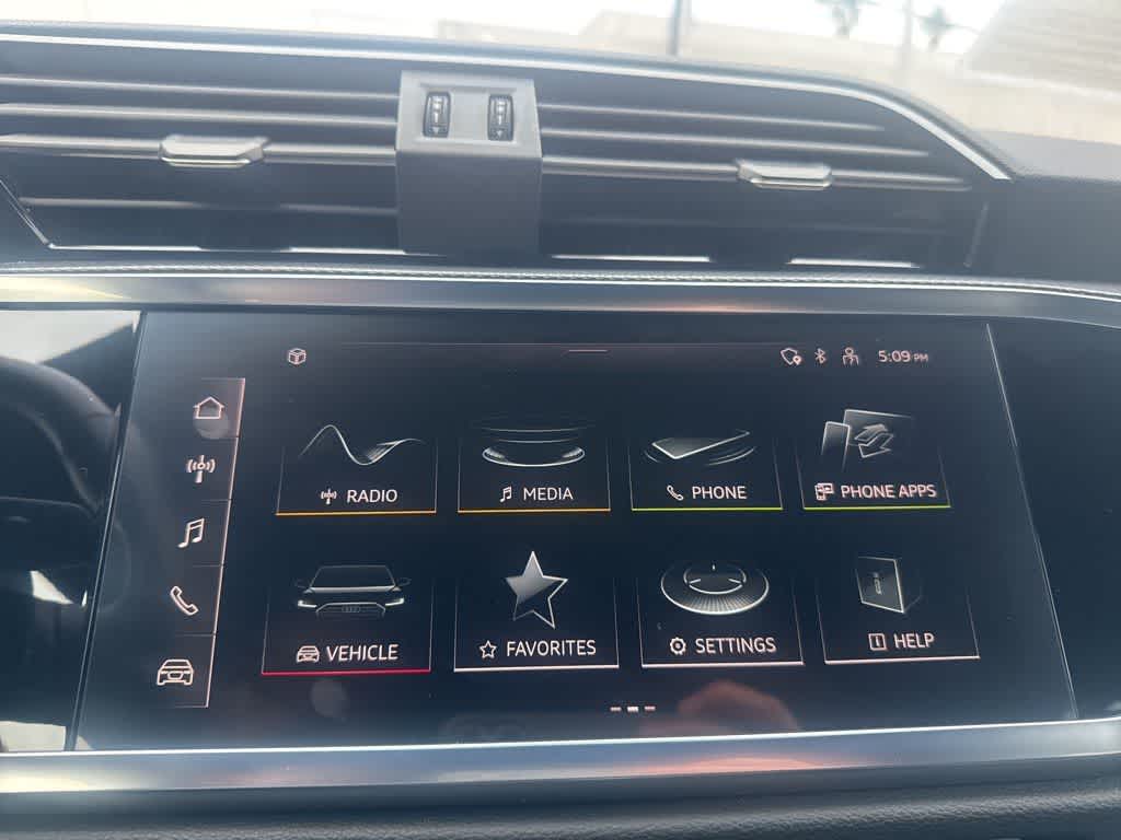 Thumbnail: 2024 Audi Q3 - 19