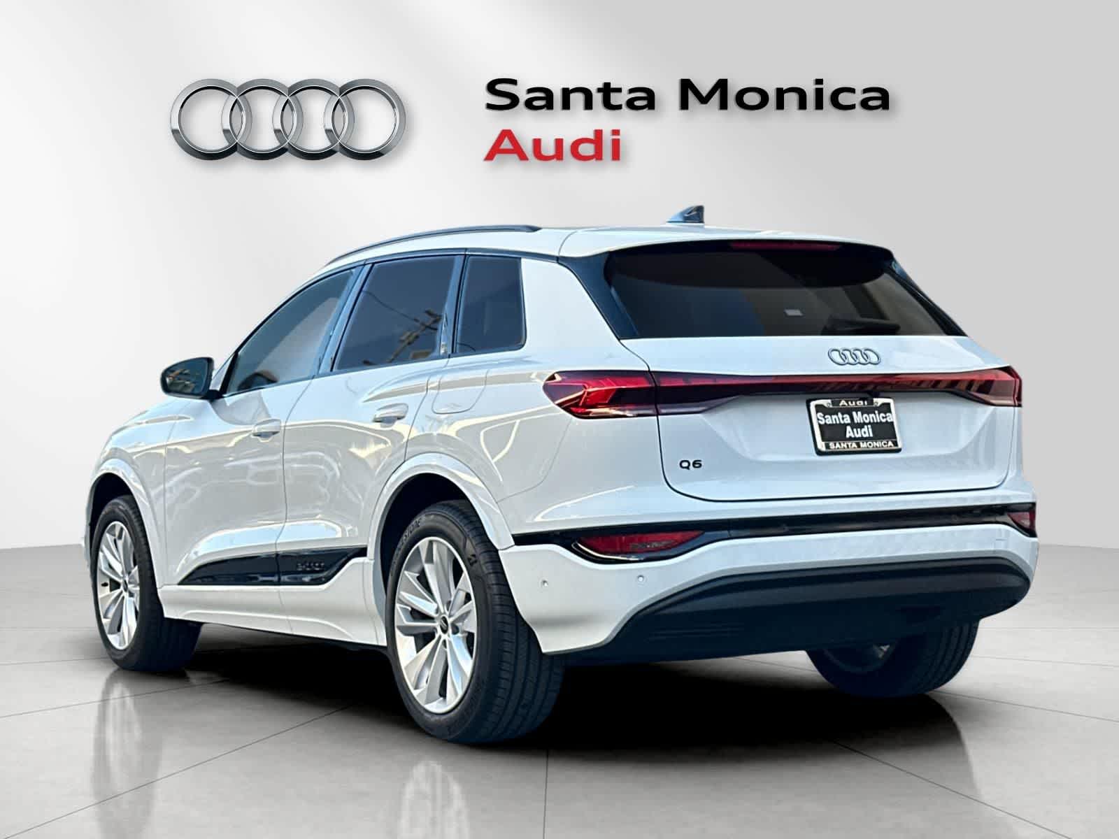 Thumbnail: 2025 Audi Q6 e-tron - 6